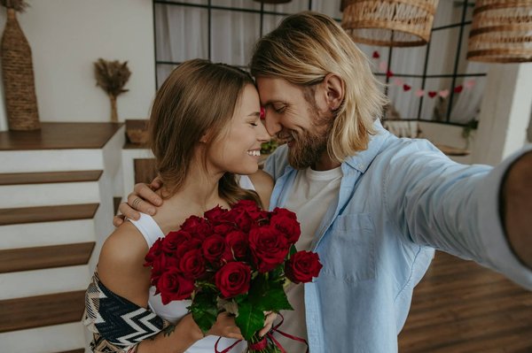 Des roses éternelles livrées à votre porte : découvrez notre sélection